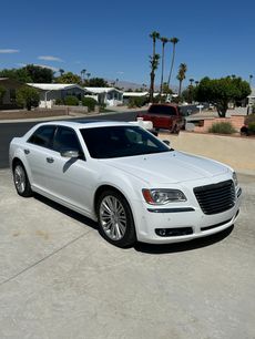 Used 2014 Chrysler 300 C w/ Beats Audio Group