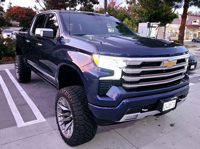 Used 2022 Chevrolet Silverado 1500 High Country w/ Technology Package
