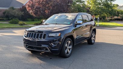 Used 2014 Jeep Grand Cherokee Overland w/ Advanced Technology Group
