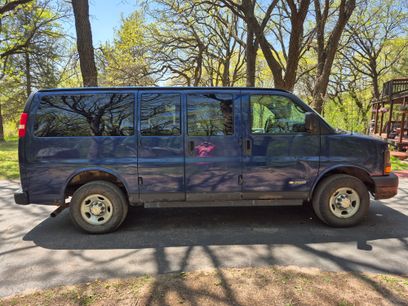 Used 2004 Chevrolet Express 2500 Passenger