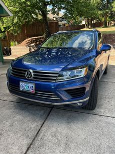 Used 2016 Volkswagen Touareg Sport