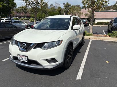 Used 2016 Nissan Rogue S w/ S Family Package