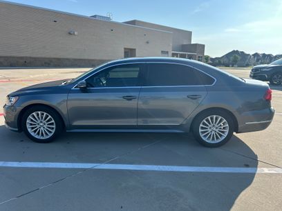 Used 2016 Volkswagen Passat 1.8T SE