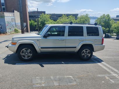 Used 2007 Jeep Commander Sport
