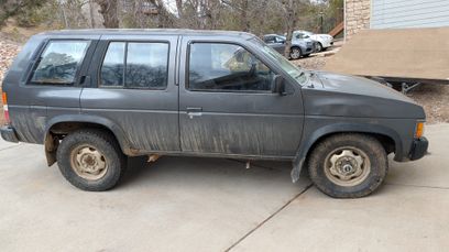 Used 1995 Nissan Pathfinder XE