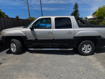 Used 2004 Chevrolet Avalanche 2WD