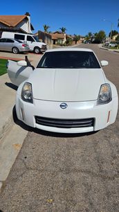 Used 2006 Nissan 350Z Enthusiast w/ (N93) Cargo Convenience Pkg