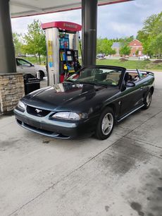 Used 1998 Ford Mustang Convertible