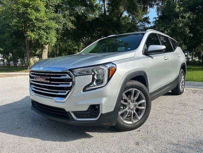 Used 2022 GMC Terrain SLT w/ Infotainment Package II