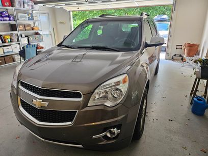 Used 2011 Chevrolet Equinox LT w/ Chrome Appearance Package