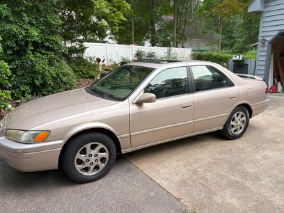 Used 1999 Toyota Camry XLE