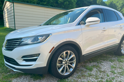 Used 2017 Lincoln MKC Select w/ Lincoln MKC Climate Package