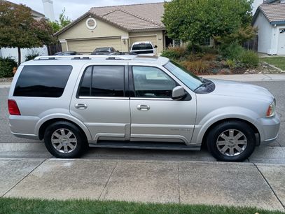 Used 2003 Lincoln Navigator 4WD