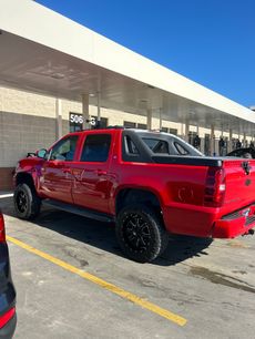 Used 2010 Chevrolet Avalanche LT w/ Luxury Package