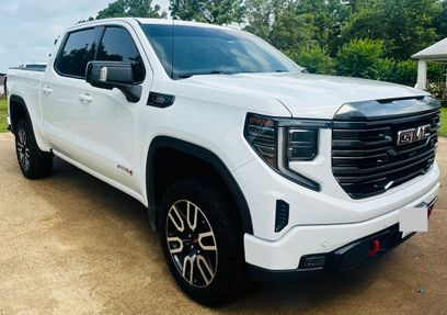 Used 2023 GMC Sierra 1500 AT4