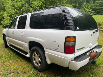 Used 2004 GMC Yukon XL Denali