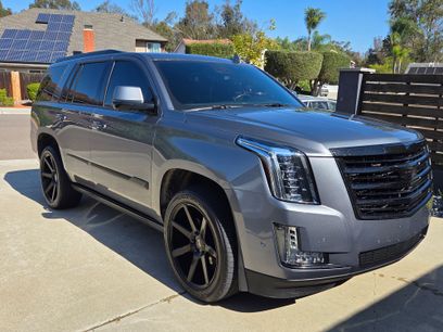 Used 2019 Cadillac Escalade Platinum