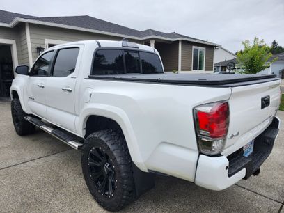 Used 2016 Toyota Tacoma Limited