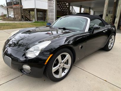 Used 2006 Pontiac Solstice Convertible w/ Premium Package