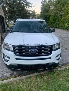 Used 2017 Ford Explorer XLT w/ Equipment Group 202A