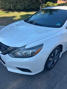 Used 2016 Nissan Altima 2.5 SR