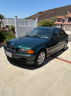 Used 1999 BMW 323i Sedan