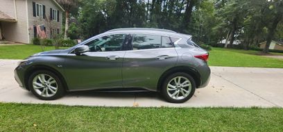 Used 2017 INFINITI QX30 Premium