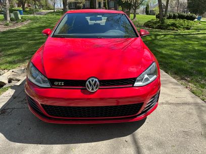 Used 2017 Volkswagen GTI SE