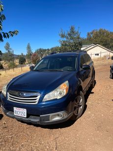 Used 2011 Subaru Outback 2.5i