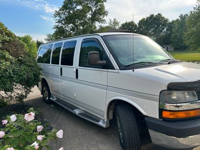 Used 2003 Chevrolet Express 1500 w/ Preferred Equipment Group 4