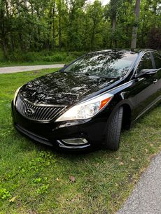 Used 2013 Hyundai Azera w/ Technology Pkg