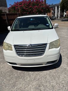 Used 2009 Chrysler Town & Country Touring