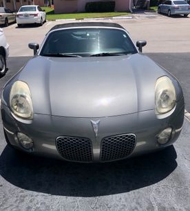 Used 2007 Pontiac Solstice Convertible w/ Premium Package