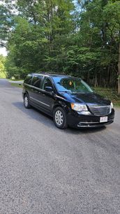 Used 2016 Chrysler Town & Country Touring