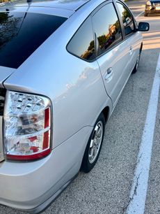 Used 2007 Toyota Prius w/ Pkg 5