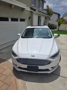 Used 2017 Ford Fusion SE w/ Fusion SE Technology Package