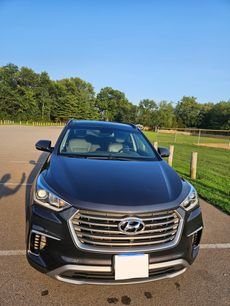 Used 2017 Hyundai Santa Fe AWD