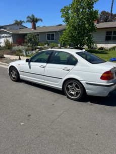Used 2005 BMW 330i Sedan
