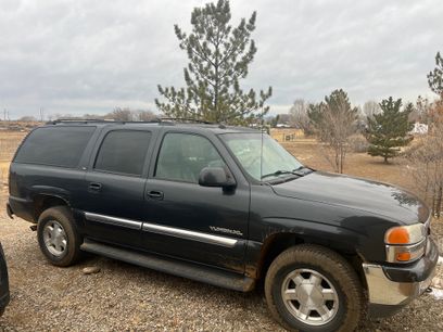 Used 2005 GMC Yukon XL SLT w/ SLT Preferred Equipment Group