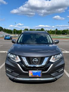 Used 2018 Nissan Rogue SV