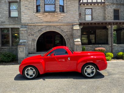 Used 2004 Chevrolet SSR w/ Preferred Equipment Group