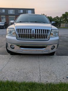 Used 2007 Lincoln Mark LT 4x4