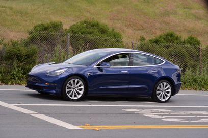 Used 2019 Tesla Model 3 Standard Range Plus