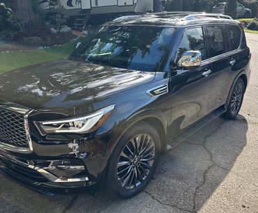 Used 2023 INFINITI QX80 Sensory w/ All-Season Package