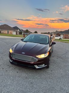 Used 2017 Ford Fusion SE w/ Equipment Group 201A