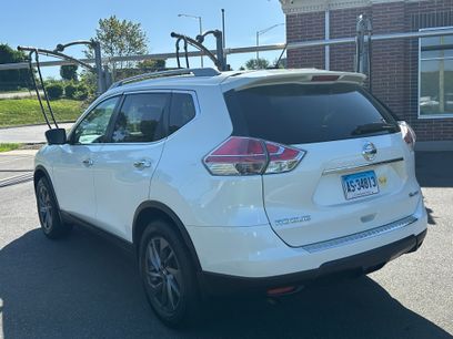Used 2016 Nissan Rogue SL