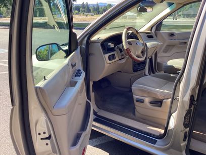 Used 2003 Ford Windstar SE