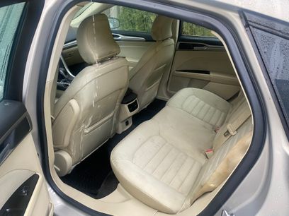 Used 2015 Ford Fusion SE