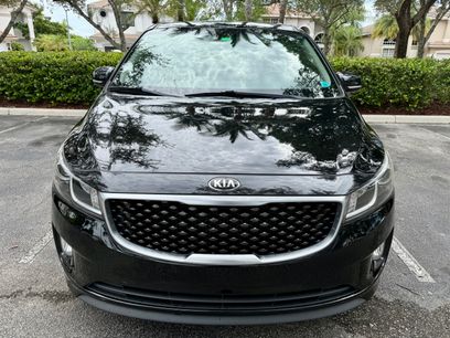 Used 2015 Kia Sedona SX