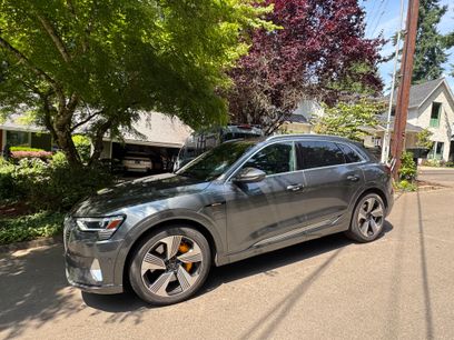 Used 2019 Audi e-tron Prestige w/ Prestige Package